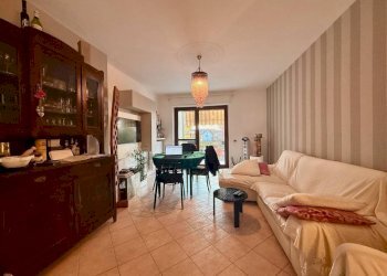 Salone - Quadrilocale via Sottotenente Giuseppe Chiffi, 90, Carmagnola - foto 4