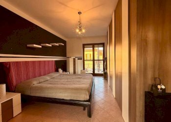 Camera da letto - Quadrilocale via Sottotenente Giuseppe Chiffi, 90, Carmagnola - foto 20