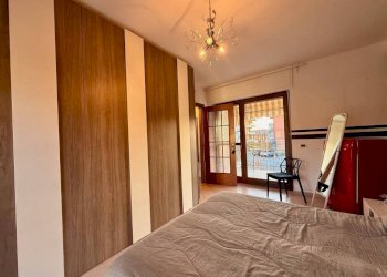 Camera da letto - Quadrilocale via Sottotenente Giuseppe Chiffi, 90, Carmagnola - foto 22