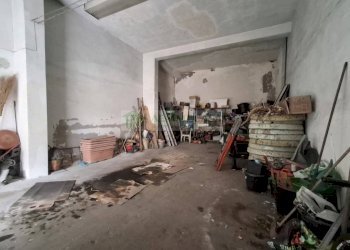 Foto 18 - Box Via Del Bosco
 
300, Catania - foto 16