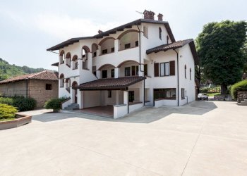 Facciata - Trilocale via Mario Caudana, 118/9, Castiglione Torinese - foto 33