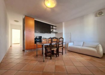 Salone - Trilocale via Mario Caudana, 118/9, Castiglione Torinese - foto 3