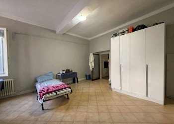 Camera da letto - Quadrilocale Borgo Giacomo Tommasini, Parma - foto 21