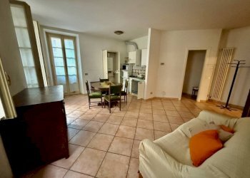 Salone - Quadrilocale via Italia, 40, Biella - foto 1