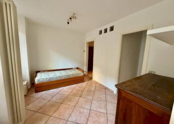 Salone - Quadrilocale via Italia, 40, Biella - foto 10