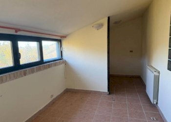 Veranda - Rustic contrada Campo Mirabello, 109, Montebello di Bertona - photo 21