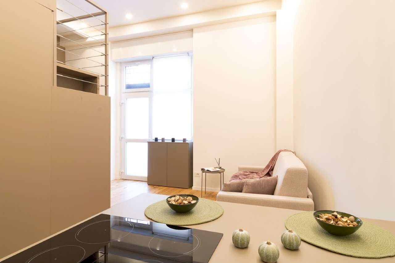 4 vista ingresso da cucina - Two-room apartment via Pietro Custodi, 16, Milano - photo 2
