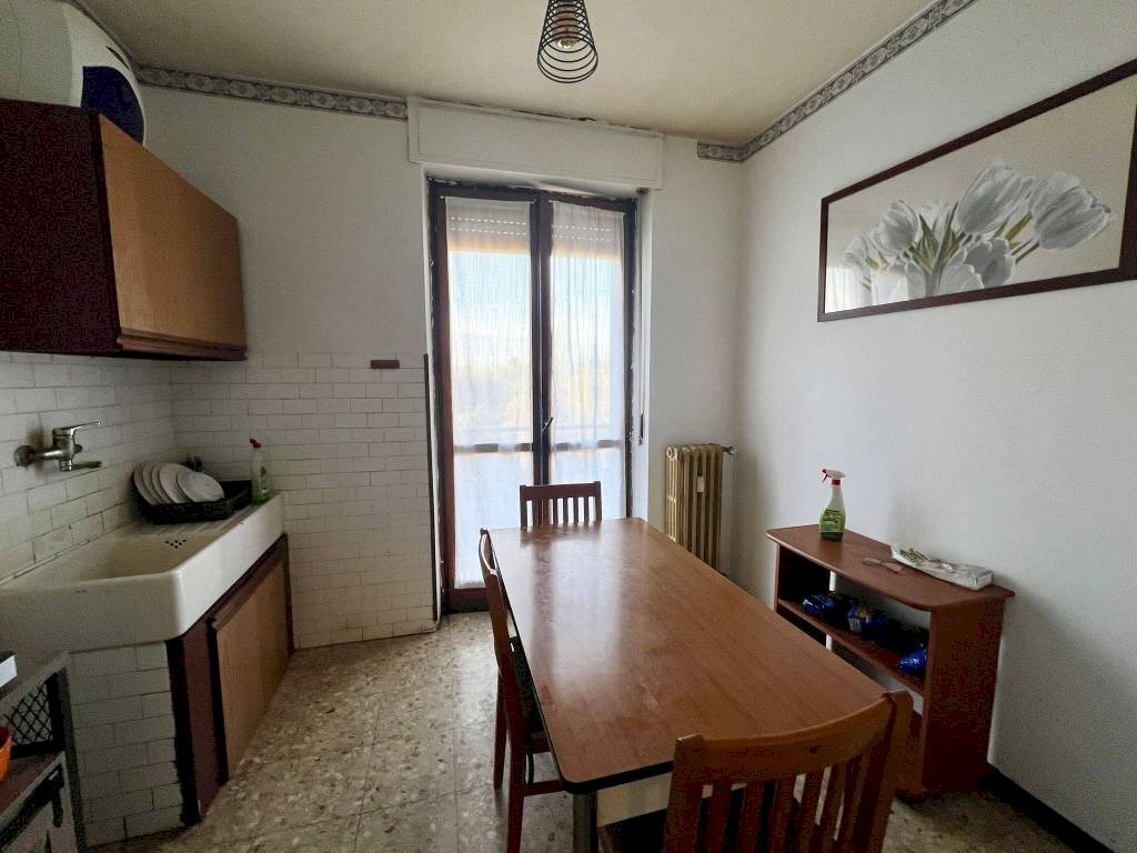 Cucina - Quadrilocale via dei Giardini, 40, Cossato - foto 2