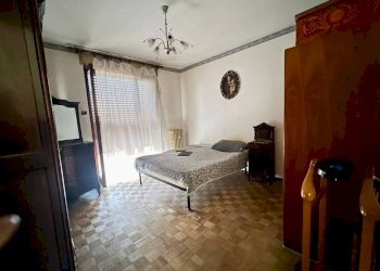 Camera da letto - Quadrilocale via dei Giardini, 40, Cossato - foto 11