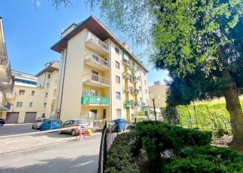 Facciata - Trilocale via Giovanni Nicotera, 10, Varese - foto 1