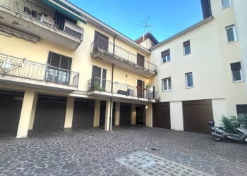 Cortile interno - Trilocale via Giovanni Nicotera, 10, Varese - foto 29