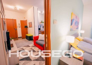 Corridoio - Quadrilocale piazza Adriatico, 12, Genova (zona Staglieno) - foto 8