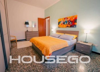 Camera da letto - Quadrilocale piazza Adriatico, 12, Genova (zona Staglieno) - foto 11