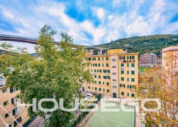 Vista - Quadrilocale piazza Adriatico, 12, Genova (zona Staglieno) - foto 20