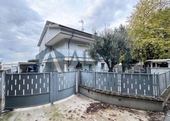 Facciata - Villa via Lunga, Forlì - foto 21