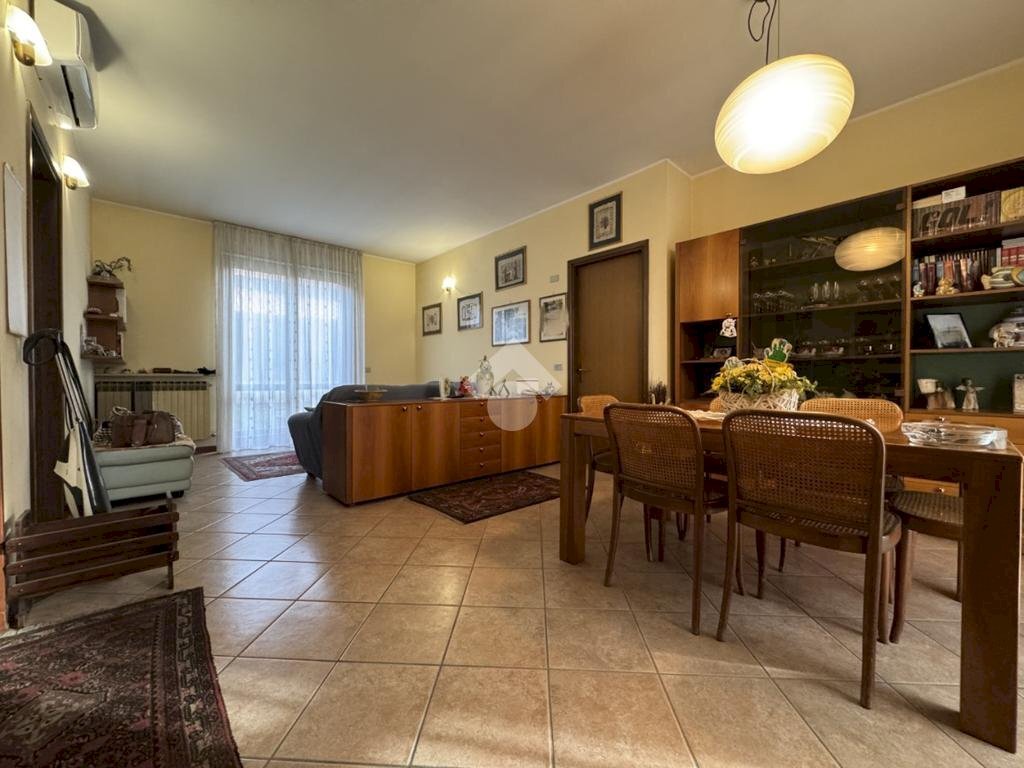 Villa a Schiera Via Monte Sabotino, Galliate - foto 3