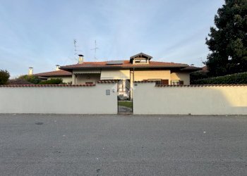 Villa a Schiera Via Monte Sabotino, Galliate - foto 10