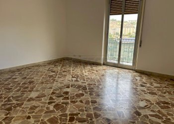 IMG-20251016-WA0049.jpg - Trilocale via Niscemi 186, Caltanissetta - foto 2