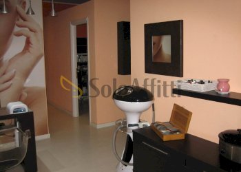 IMG_3194.JPG - Commercial Premises Corso Roma 26b, Cesano Maderno - photo 1