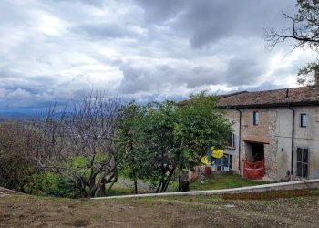 20251118_120028.jpg - Porzione di casa Strada Casatico 38, Langhirano - foto 8