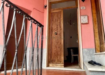 ingresso - Porzione di casa Follo - foto 1