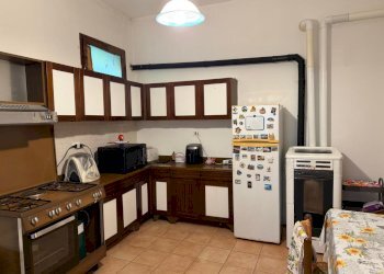 4b2b2f95-a37f-4b46-ae73-86bafd723db8.jpg - Casa indipendente Via Casalina 12, Aulla - foto 3