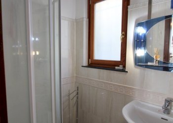 Bagno camera - Appartamento Avegno - foto 18