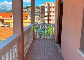 Trilocale in locazione vista mare - Trilocale via aurelia 118, Andora - foto 8