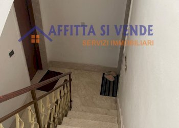scale interne - Quadrilocale Via Carlo Goldoni 8, Siracusa - foto 19