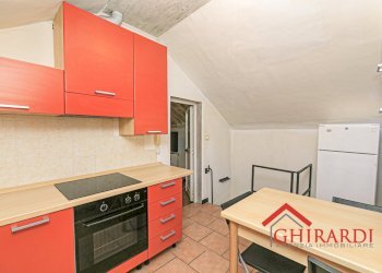 2.3 CUCINA.jpg - Appartamento Via Paglia 117, Genova (zona Sestri Ponente) - foto 11