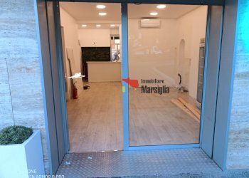 1 - Locale Commerciale Corso Matuzia 18, Sanremo - foto 3