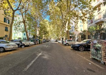 Appartamento Via Giuseppe Casaregis, Genova (zona Foce) - foto 6