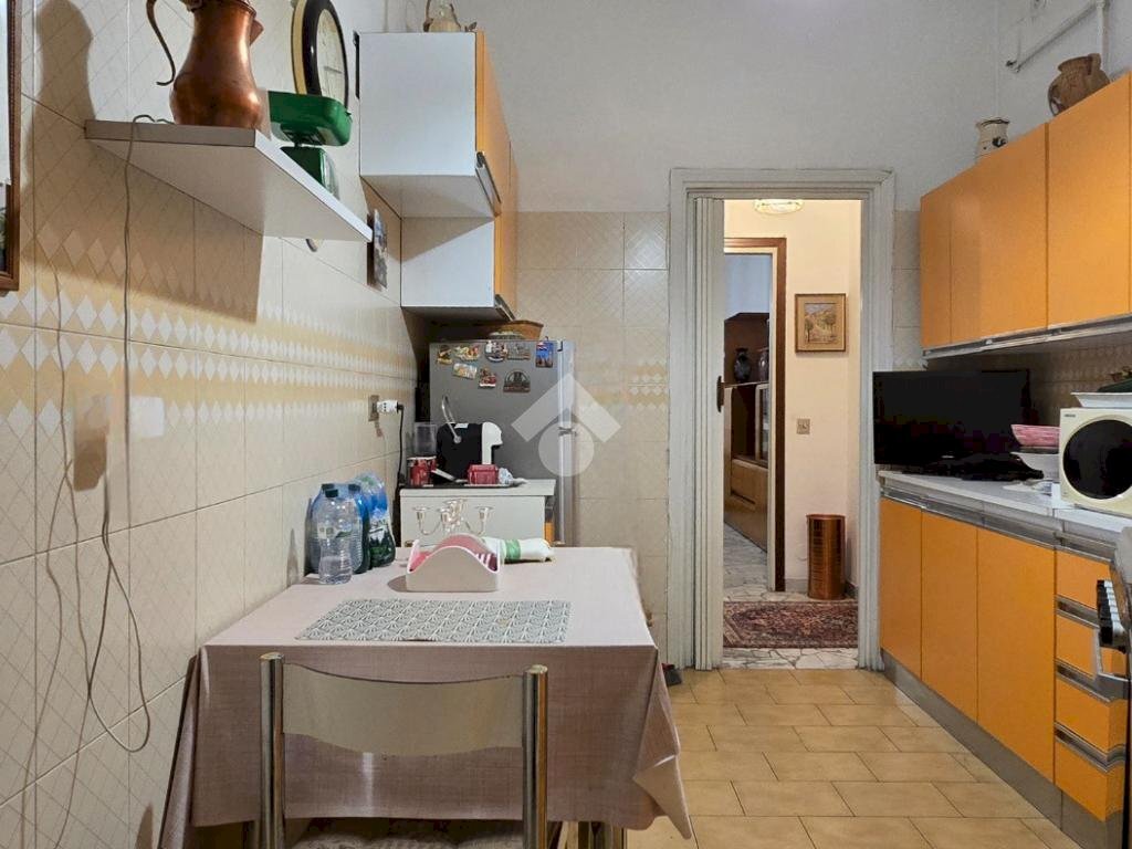 Three-room apartment Viale Sardegna, Cinisello Balsamo - photo 1