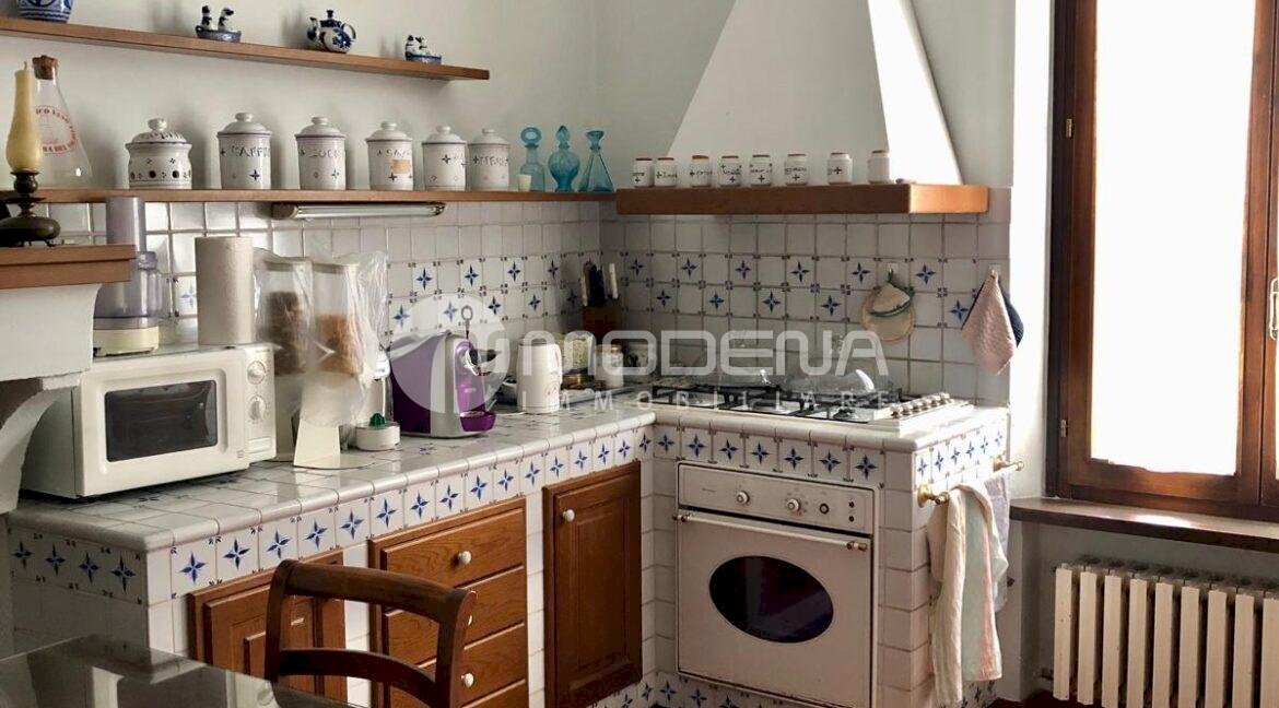 Two-room apartment Modena (neighborhood Circoscrizione 1) - photo 3