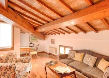 Two-room apartment Modena (neighborhood Circoscrizione 1) - photo 13