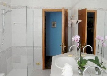 Two-room apartment Modena (neighborhood Circoscrizione 1) - photo 14