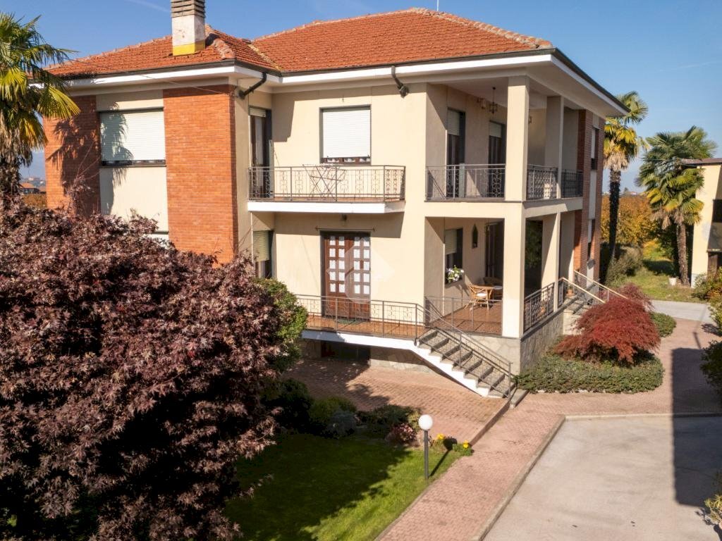 Casa indipendente Strada Manta, Lagnasco - foto 1