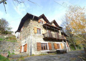 Independent house Via Portassa  14, Usseaux - photo 1