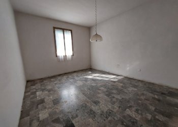 Sala - Casa indipendente via Correcchio, 106, frazione Sasso Morelli, Imola - foto 5
