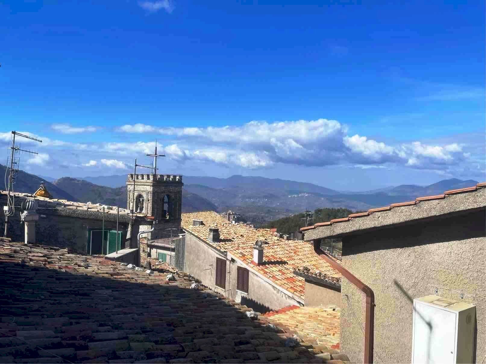 Four-room apartment Arcinazzo Romano - photo 1