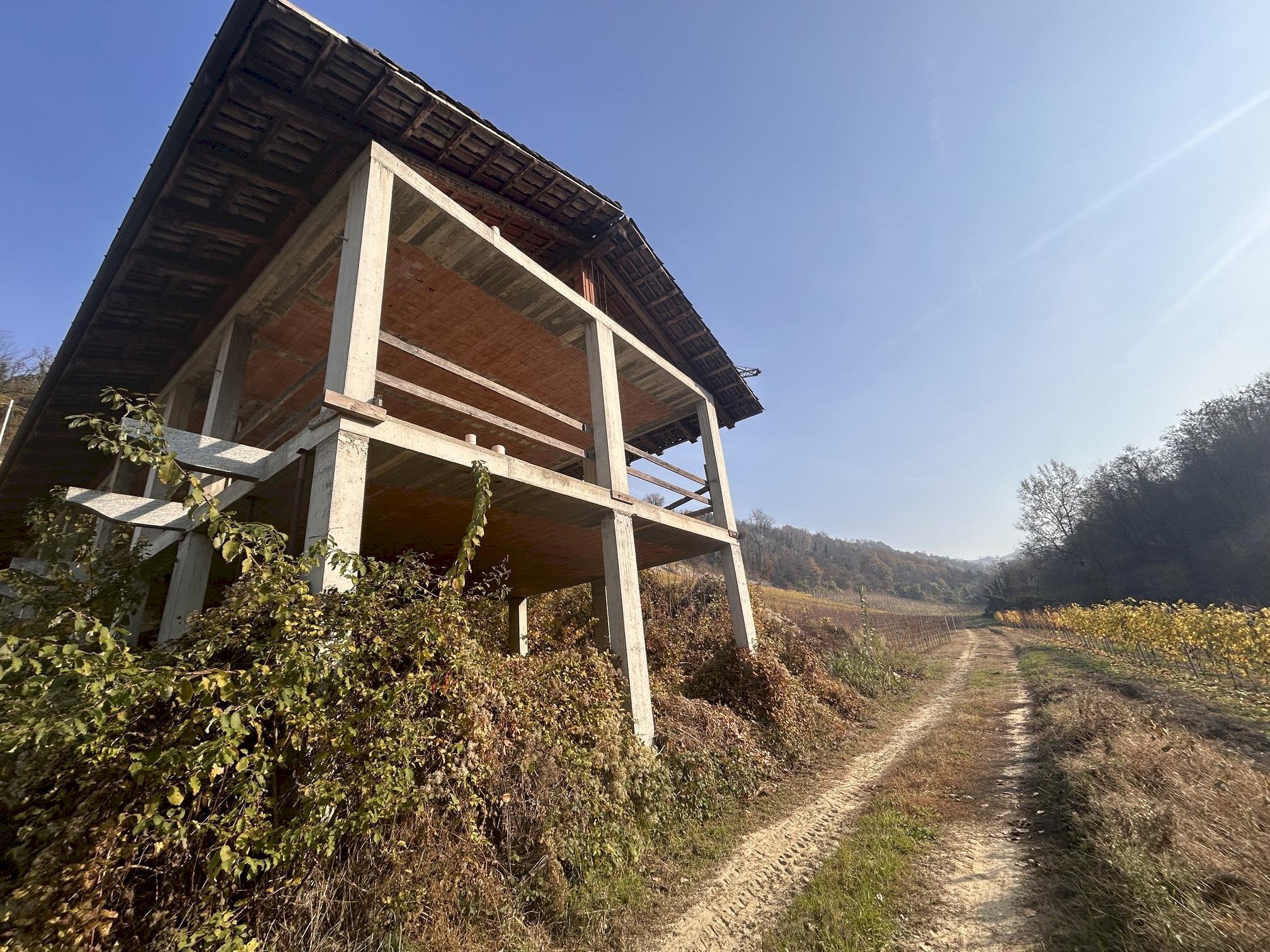 Independent house Trezzo Tinella - photo 3