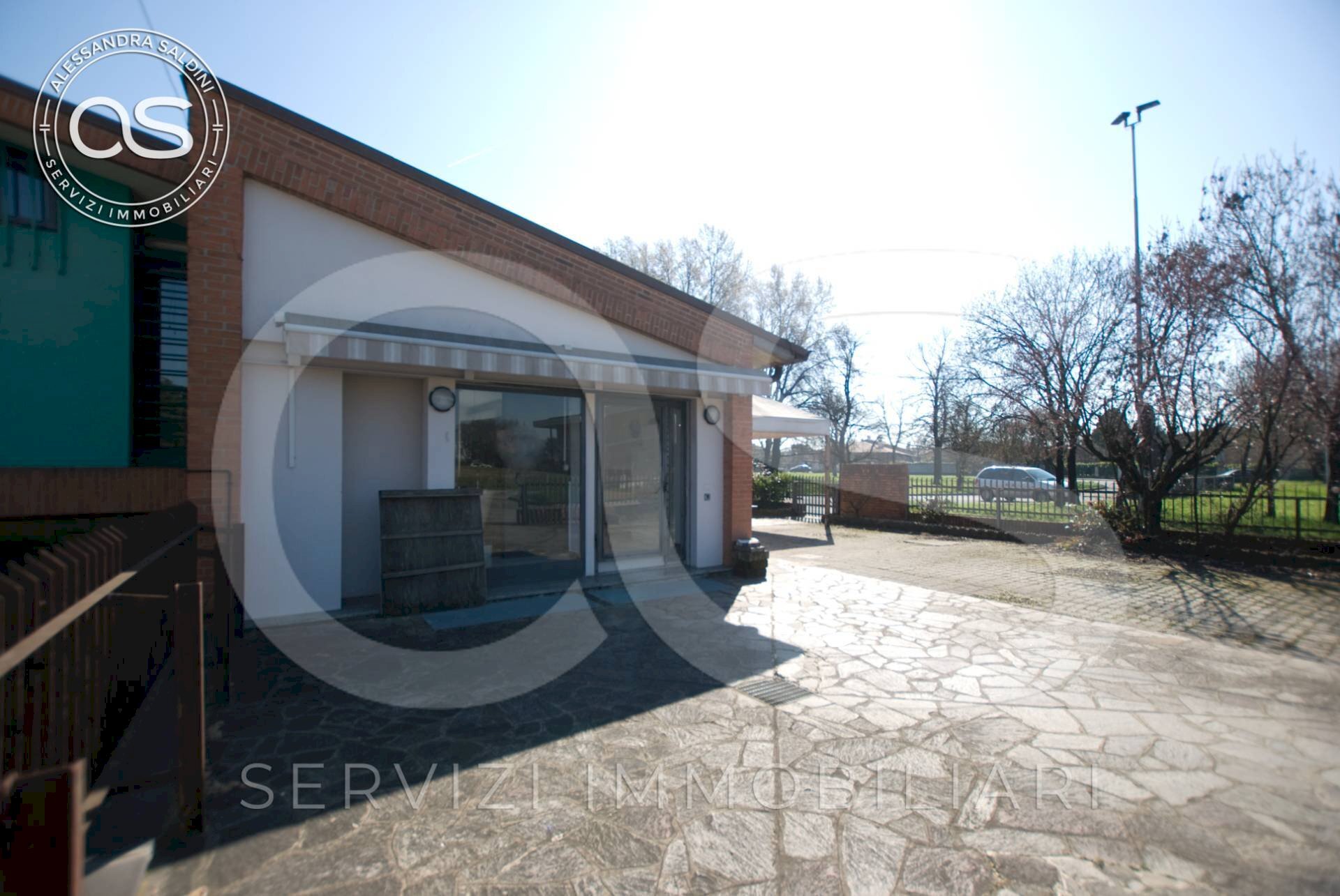 L\'esterno della villa - Casa semi indipendente via Giovanni Boccaccio
 
21, Manerbio - foto 1