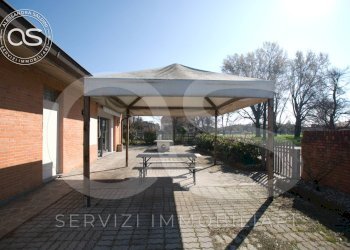 Il giardino - Casa semi indipendente via Giovanni Boccaccio
 
21, Manerbio - foto 4