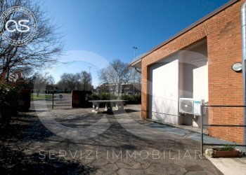 L\'esterno della villa - Casa semi indipendente via Giovanni Boccaccio
 
21, Manerbio - foto 9