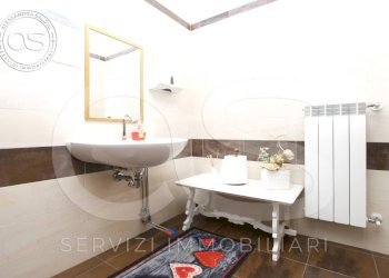 Secondo bagno - Casa semi indipendente via Giovanni Boccaccio
 
21, Manerbio - foto 30