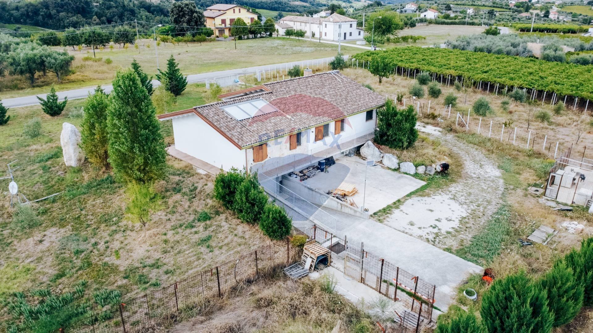 Casa all\'aperto - Villa C.da San Basile
 
17, Orsogna - foto 3