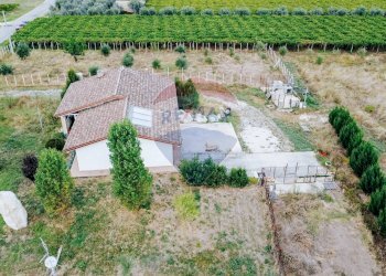 Casa all\'aperto - Villa C.da San Basile
 
17, Orsogna - foto 13