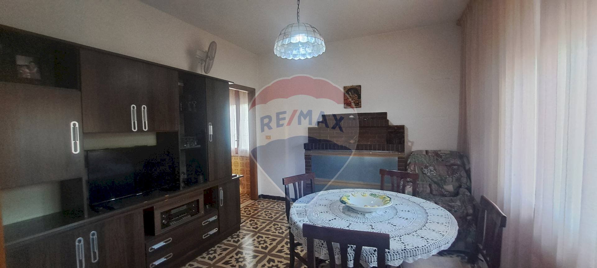 Sala da pranzo - Semi-detached house via Francesco Verlengia
2, Altino - photo 3