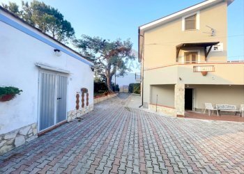 Casa all\'aperto - Rustico Contrada Piana S. Tommaso
 
38, Torino di Sangro - foto 2