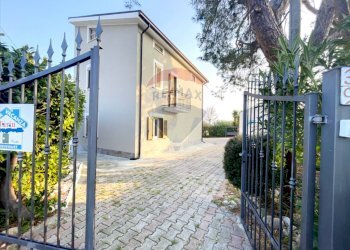 Casa all\'aperto - Rustico Contrada Piana S. Tommaso
 
38, Torino di Sangro - foto 3